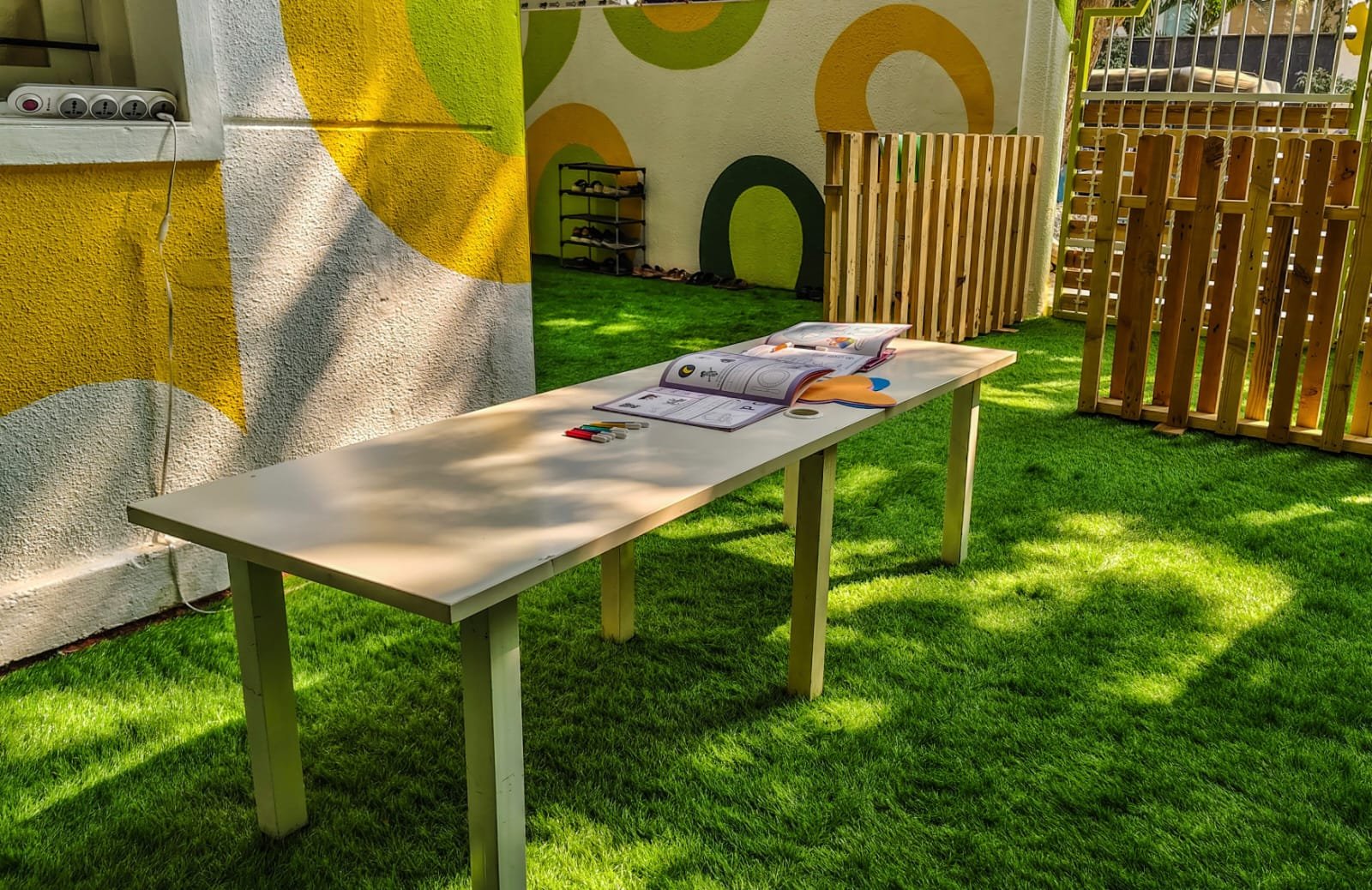 Materials for outdoor pretend play