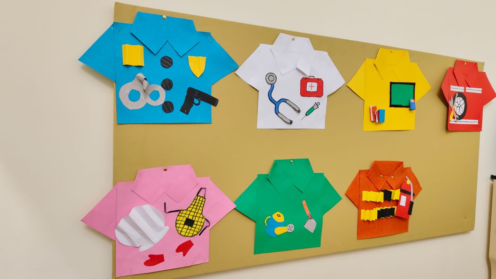 Pretend play and role-play zone